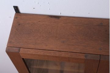 アンティーク　気泡ガラス入り!古い木のシンプルな壁掛け戸棚(1)