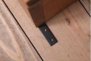 アンティーク　気泡ガラス入り!古い木のシンプルな壁掛け戸棚(1)