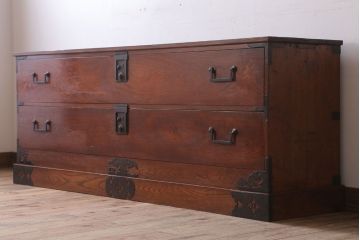 アンティーク家具　古民具・骨董　明治期　前面欅材の時代箪笥ローボード(ローチェスト)(2)