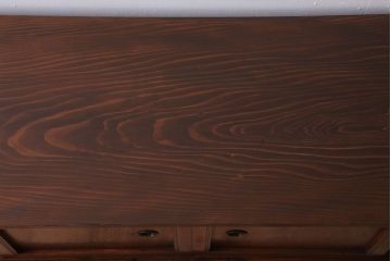 アンティーク家具　古民具・骨董　鉄脚付き!前面欅材の時代箪笥ローボード