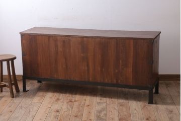 アンティーク家具　古民具・骨董　鉄脚付き!前面欅材の時代箪笥ローボード