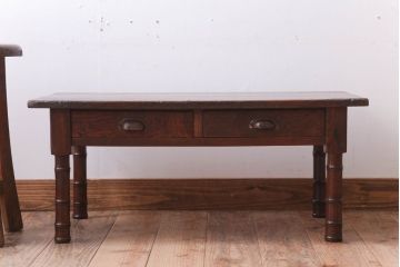 アンティーク家具　古民具・骨董　天板一枚板!栓材の小ぶりなアンティーク文机