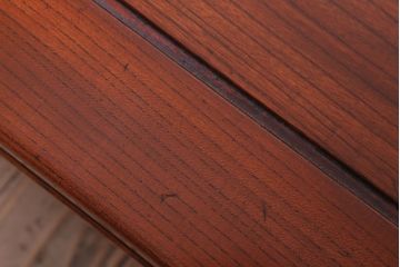 アンティーク家具　和製アンティーク　総欅製の古い座卓(センターテーブル)