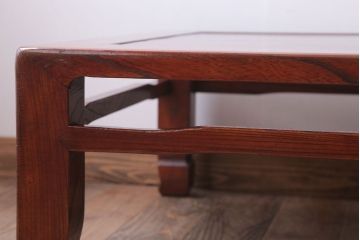 アンティーク家具　和製アンティーク　総欅製の古い座卓(センターテーブル)