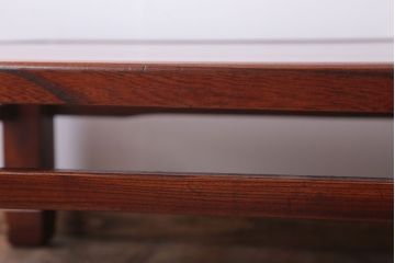 アンティーク家具　和製アンティーク　総欅製の古い座卓(センターテーブル)