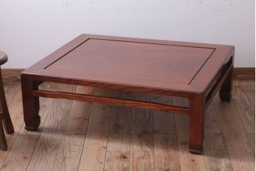 アンティーク家具　和製アンティーク　総欅製の古い座卓(センターテーブル)