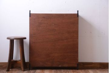 アンティーク家具　アンティーク　モールガラス入り!古い木のシンプルな2つ扉壁掛け戸棚(1)