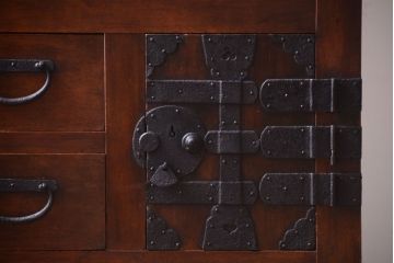 アンティーク家具　古民具・骨董　明治〜大正　古い木が味わい深い小ぶりな帳場箪笥