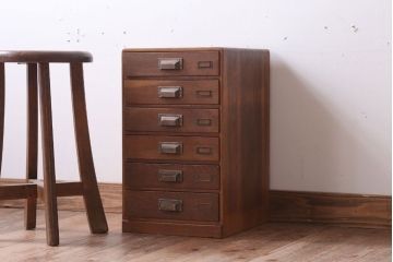 レトロ家具　昭和レトロ　ネームプレート付き!ナラ材のアンティーク小引き出し(1)