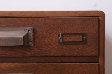 レトロ家具　昭和レトロ　ネームプレート付き!ナラ材のアンティーク小引き出し(1)