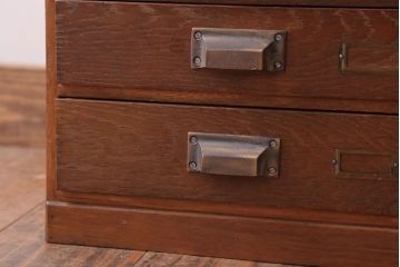 レトロ家具　昭和レトロ　ネームプレート付き!ナラ材のアンティーク小引き出し(1)
