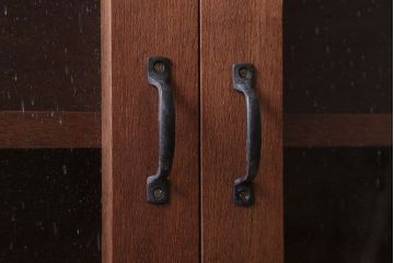 アンティーク家具　アンティーク　気泡ガラス入り!古い木のシンプルな壁掛け戸棚(3)