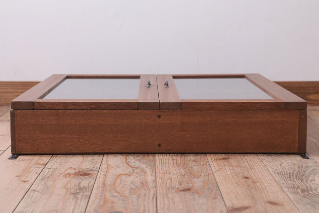 アンティーク家具　アンティーク　気泡ガラス入り!古い木のシンプルな壁掛け戸棚(3)