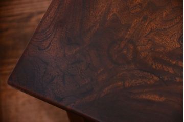 アンティーク雑貨　古民具・骨董　欅材玉杢!シンプルなサイドテーブル(花台)