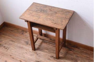 アンティーク雑貨　和製アンティーク　古い木味の平机(電話台・花台)