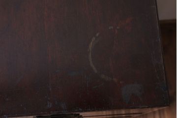 アンティーク家具　アンティーク　シックな古い木の縦型小引き出し