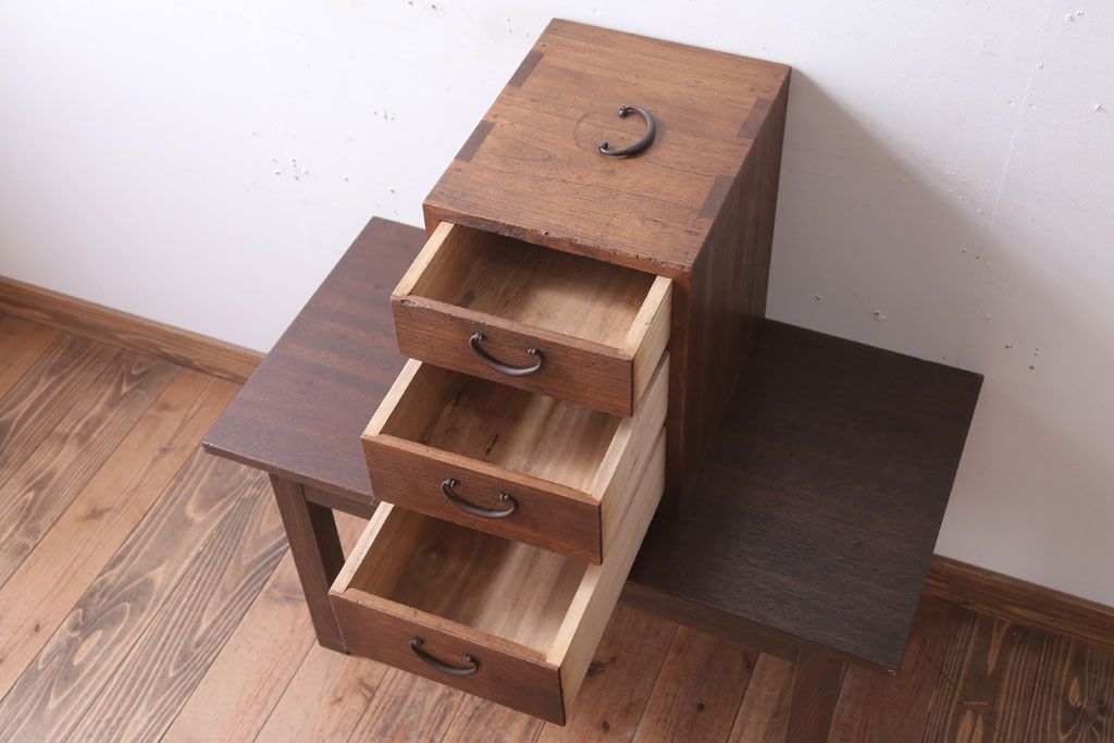 アンティーク家具　和製アンティーク　総桐材!小さな小引き出し