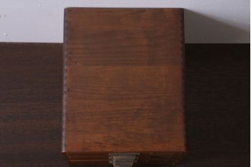 レトロ家具　昭和レトロ　ネームプレート付き!ナラ材のアンティーク小引き出し(2)