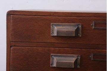 レトロ家具　昭和レトロ　ネームプレート付き!ナラ材のアンティーク小引き出し(2)