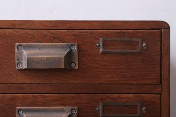 レトロ家具　昭和レトロ　ネームプレート付き!ナラ材のアンティーク小引き出し(2)