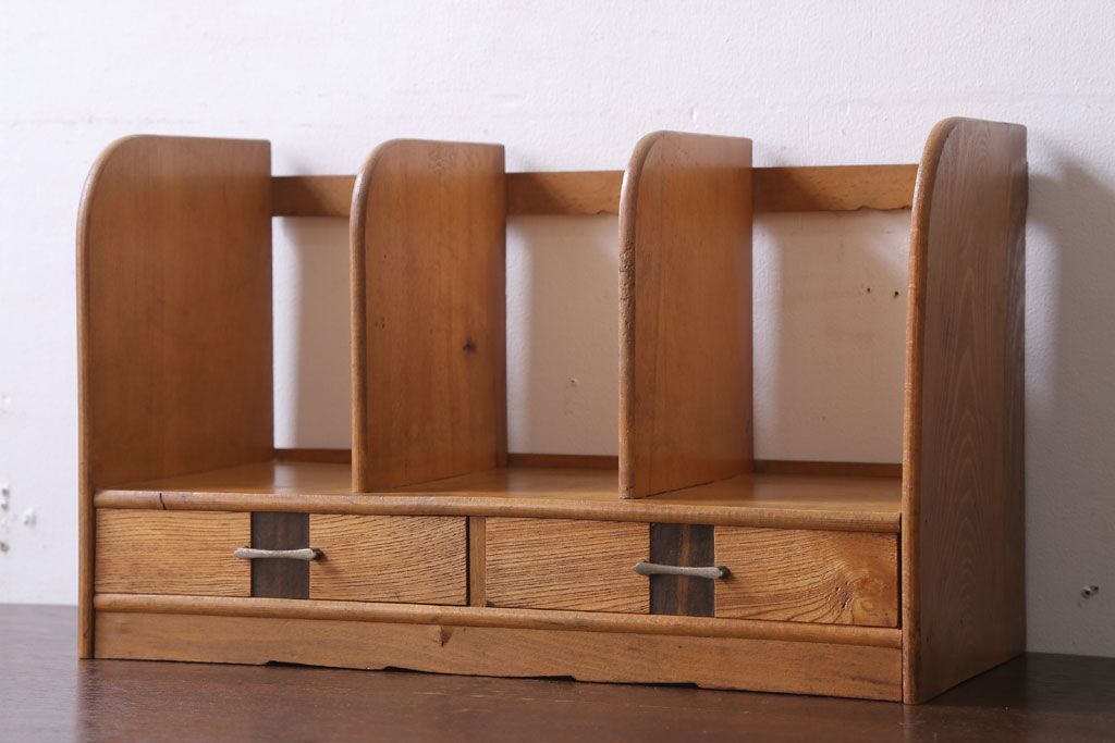 レトロ家具　昭和レトロ　引き出し2杯付き!小振りでレトロな本立て(2)