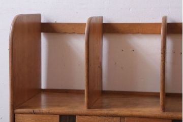 レトロ家具　昭和レトロ　引き出し2杯付き!小振りでレトロな本立て(2)