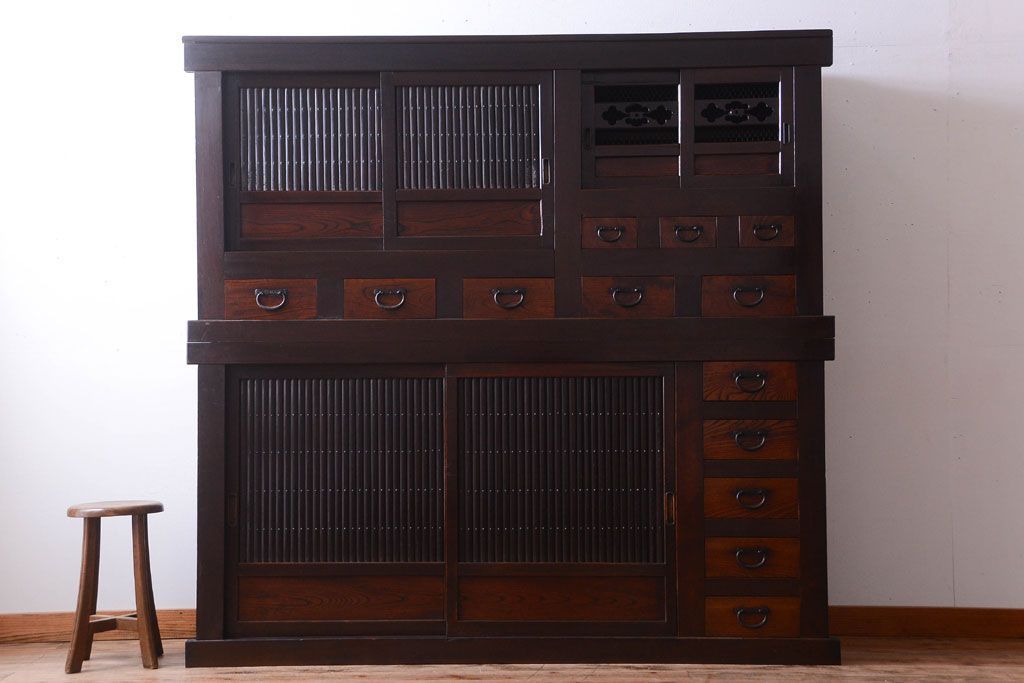 アンティーク家具　古民具・骨董　昇り引き出し付き!六尺水屋箪笥(近江水屋箪笥、食器棚)