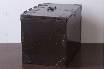 アンティーク雑貨　古民具・骨董　総栗!金具が立派な古い硯箱