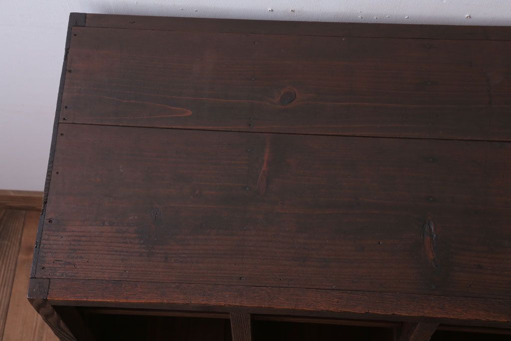 アンティーク家具　和製アンティーク　5杯引き出し付き!マス目収納棚