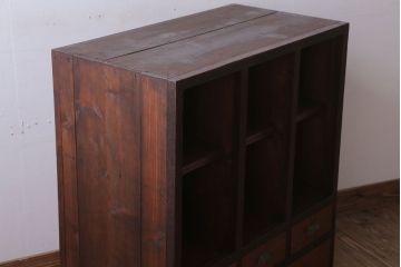 アンティーク家具　和製アンティーク　5杯引き出し付き!マス目収納棚