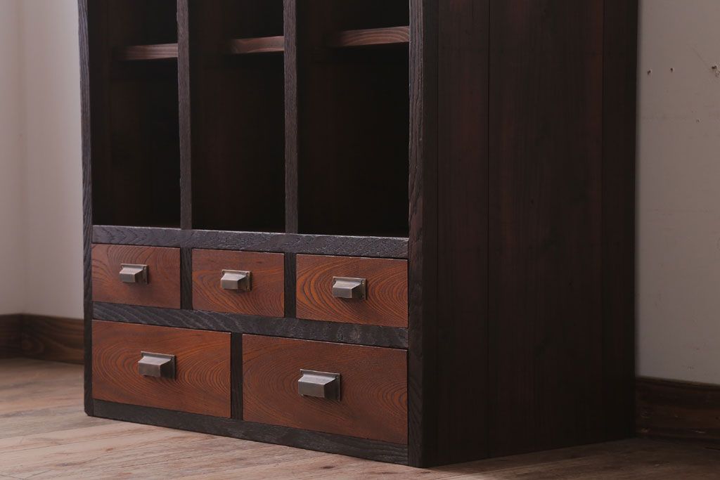 アンティーク家具　和製アンティーク　5杯引き出し付き!マス目収納棚