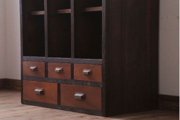 アンティーク家具　和製アンティーク　5杯引き出し付き!マス目収納棚