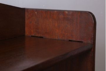 アンティーク家具　アンティーク　透かし彫り　古い木製の本棚(飾り棚・ブックシェルフ)