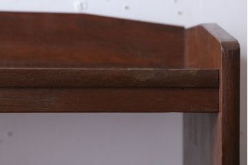 アンティーク家具　 アンティーク　古い木製のシンプルな本棚(飾り棚・ブックシェルフ)