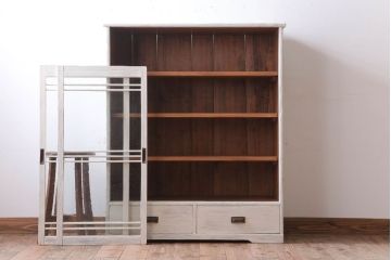 アンティーク家具　アンティークペイント　気泡ガラス引き戸のキャビネット(収納棚)
