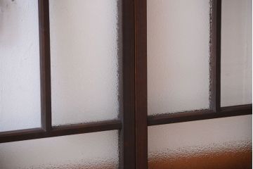 大正ロマン　当時物色ガラス入り!古い薬局のアンティークガラス戸2枚セット