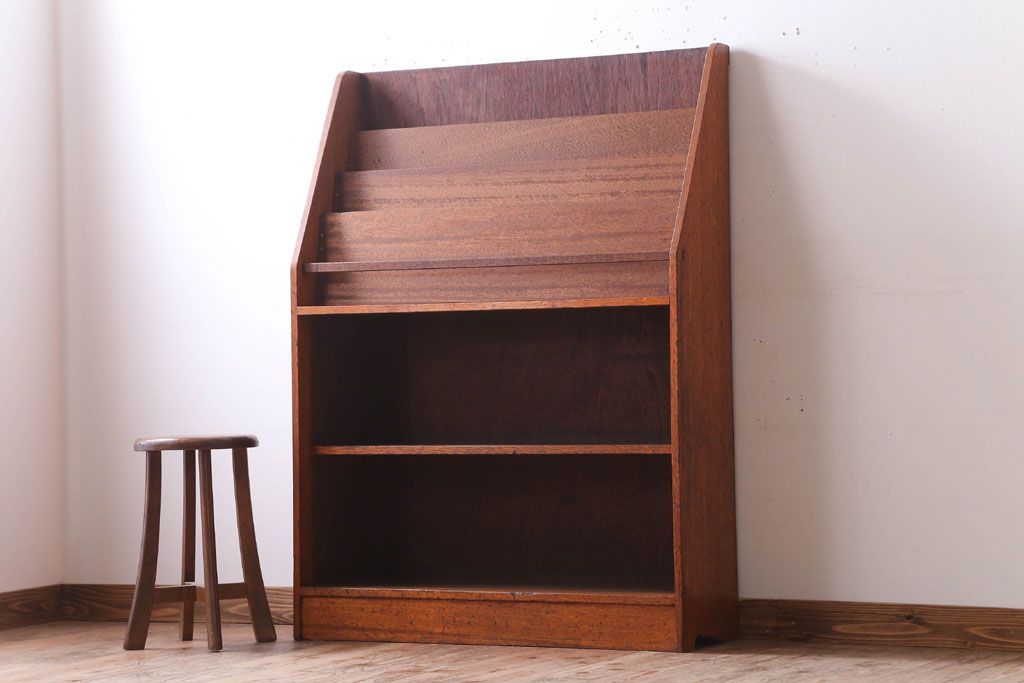 み*い様 杉材 古いラック　マガジンラック 本立 本棚 飾り棚 古家具 アンティ オブジェのような本棚 古材 マガジンラック 本立て ブックエンド