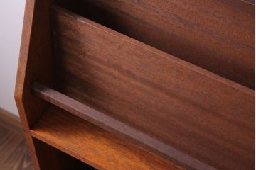 レトロ家具　昭和レトロ　木製!古い本屋さんのマガジンラック付き本棚