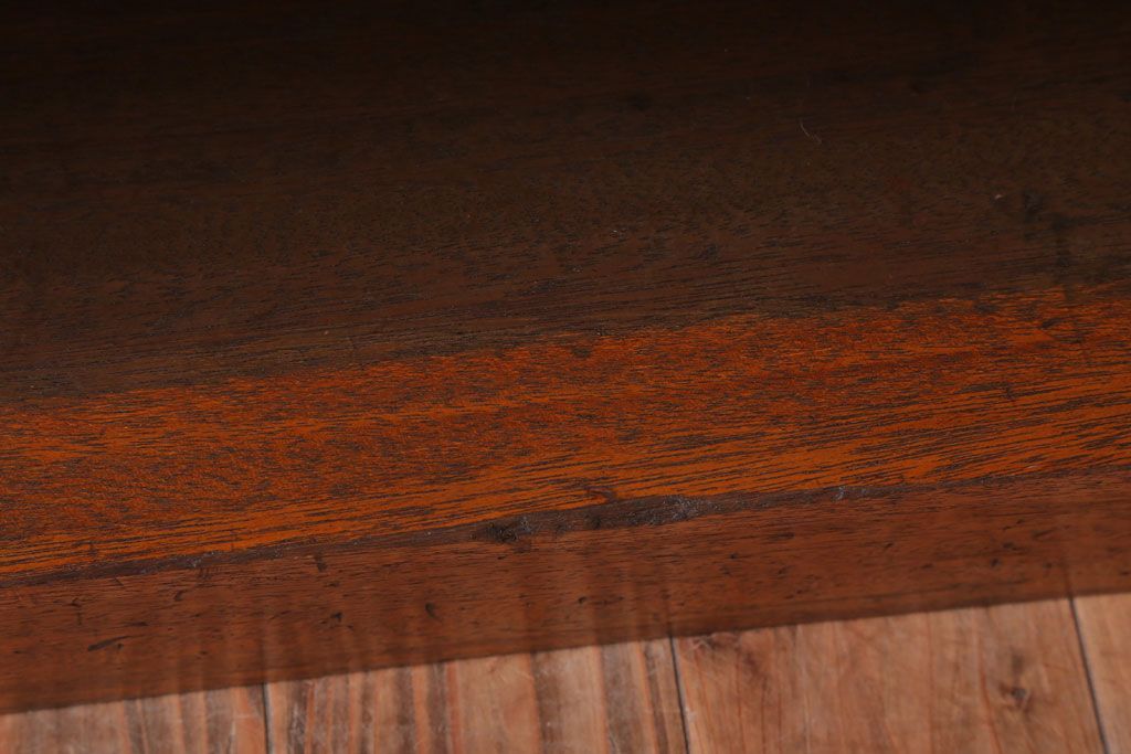 レトロ家具　昭和レトロ　木製!古い本屋さんのマガジンラック付き本棚