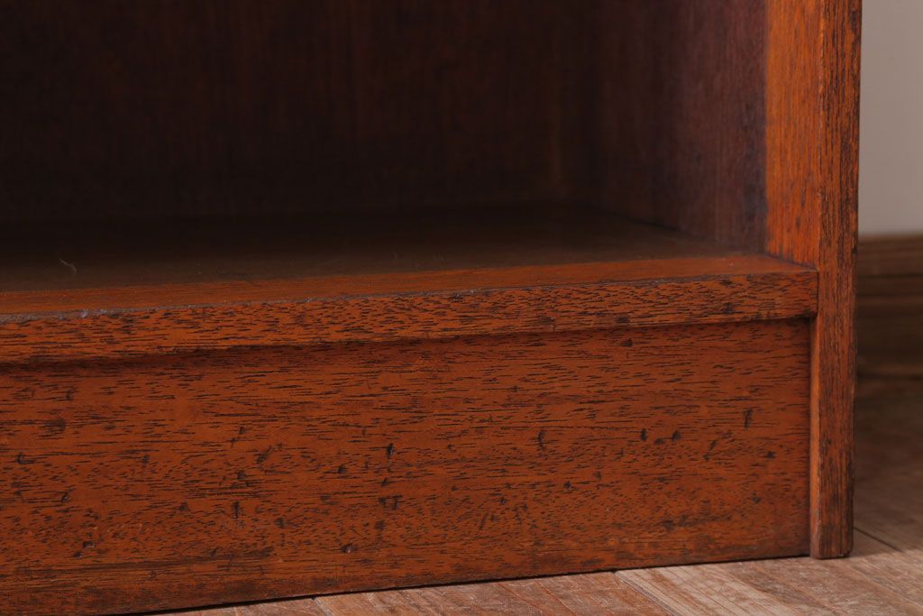 レトロ家具　昭和レトロ　木製!古い本屋さんのマガジンラック付き本棚