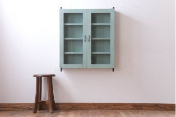 アンティーク家具　アンティークペイント　古い木のシンプルな壁掛け戸棚(2)