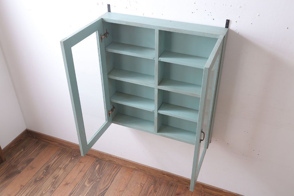 アンティーク家具　アンティークペイント　古い木のシンプルな壁掛け戸棚(2)