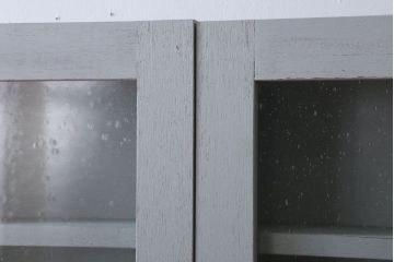 アンティーク家具　アンティークペイント　気泡ガラス入り!シンプルな縦型の壁掛け戸棚(2)