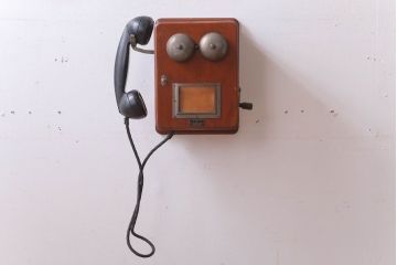 アンティーク雑貨　昭和レトロ　中与通信機製作所　デルビル磁石式　壁掛け電話機(鉄道用?)