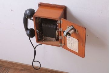 アンティーク雑貨　昭和レトロ　中与通信機製作所　デルビル磁石式　壁掛け電話機(鉄道用?)