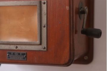 アンティーク雑貨　昭和レトロ　中与通信機製作所　デルビル磁石式　壁掛け電話機(鉄道用?)