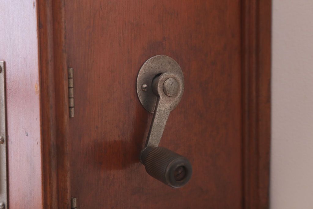 アンティーク雑貨　昭和レトロ　中与通信機製作所　デルビル磁石式　壁掛け電話機(鉄道用?)