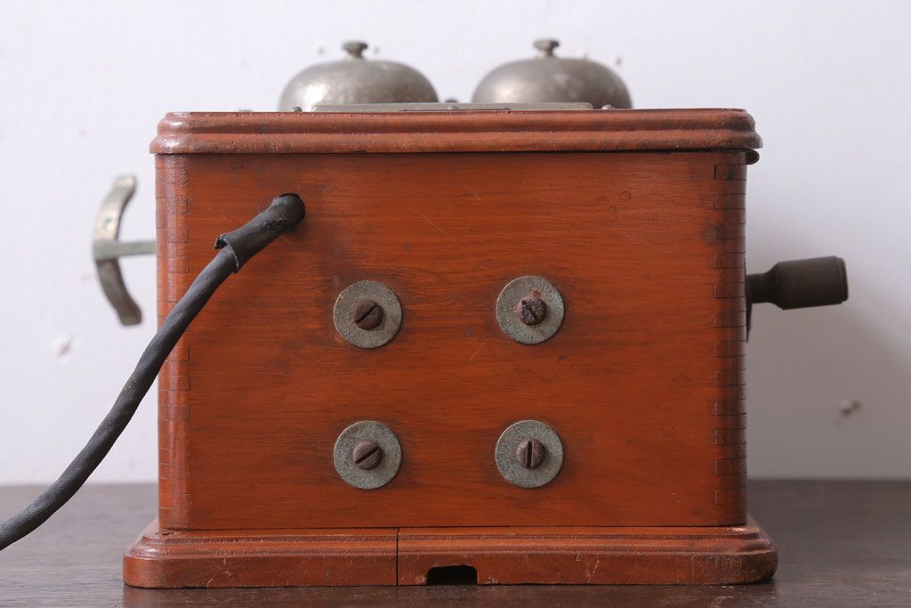 アンティーク雑貨　昭和レトロ　中与通信機製作所　デルビル磁石式　壁掛け電話機(鉄道用?)