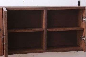 アンティーク家具　アンティーク　3つ扉の壁掛け横型キャビネット(収納棚)(1)