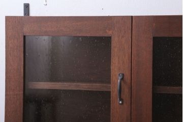 アンティーク家具　アンティーク　気泡ガラス入り!3つ扉の壁掛け横型キャビネット(収納棚)(1)